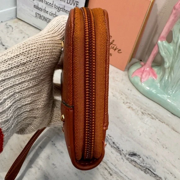 MIA K COLLECTION BROWN ZIPPY WALLET - Picture 4 of 10